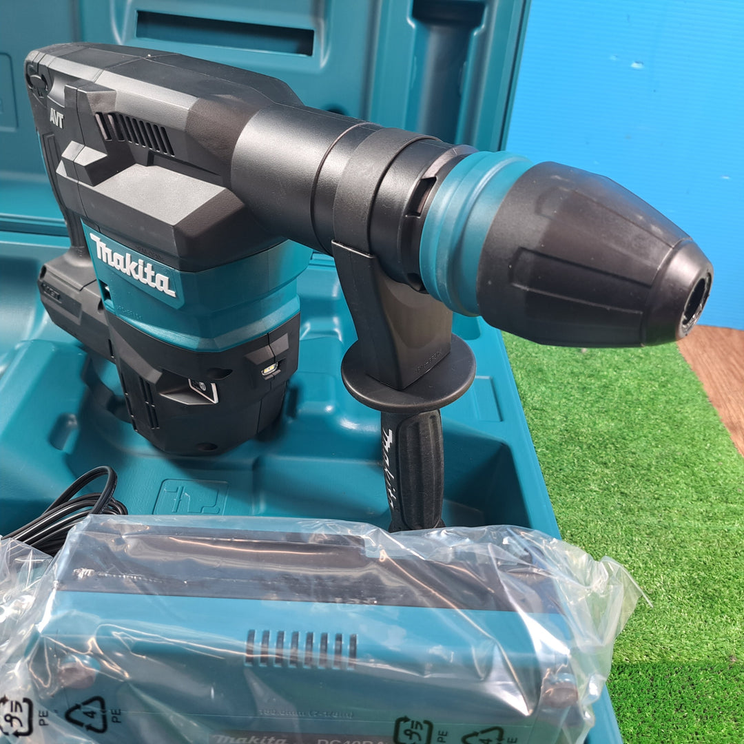 ★マキタ(makita) コードレスハンマ HM001GRMX【岩槻店】