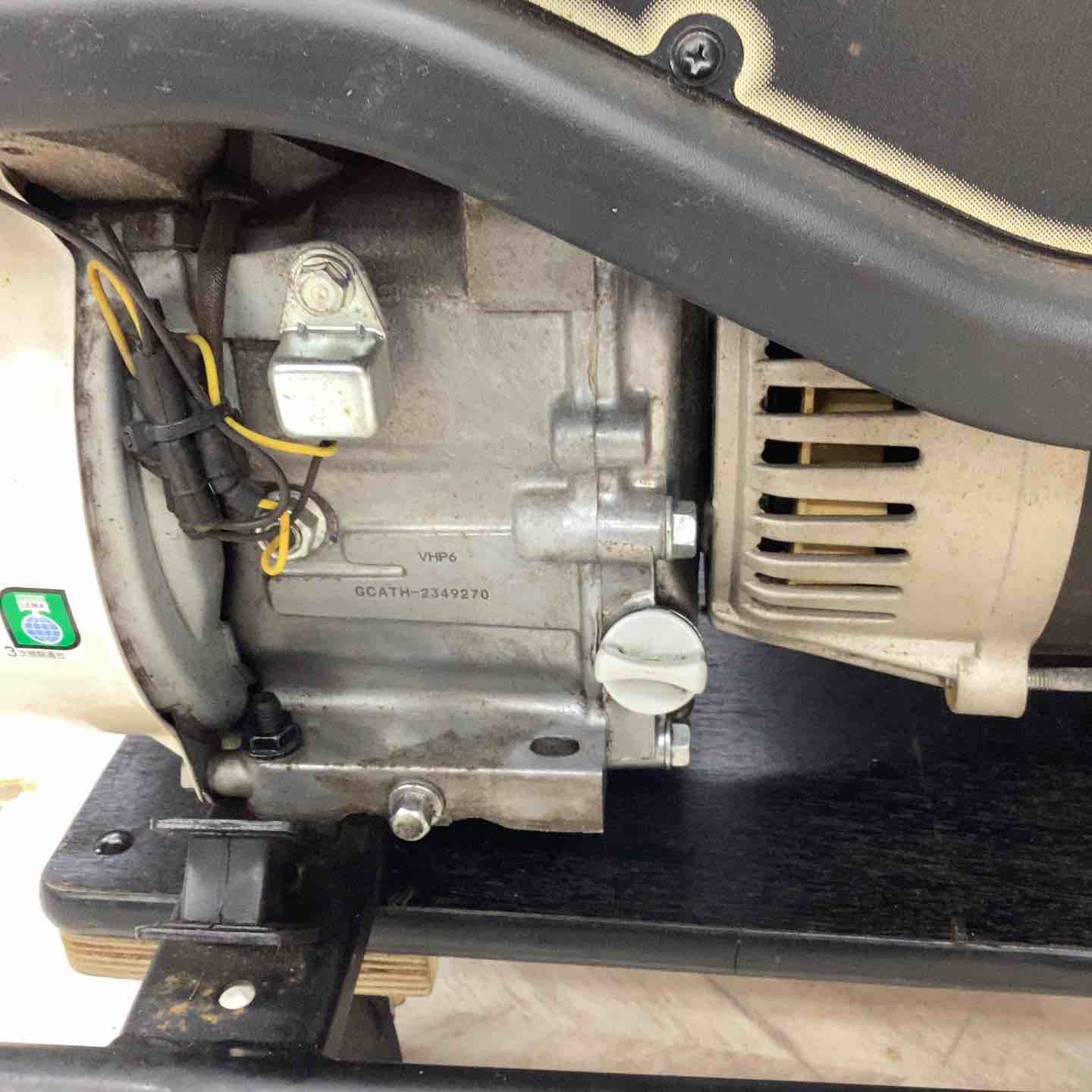店頭受取り限定】◇ダイシン(DAISHIN) 大型タンク発電機 CBM2600 50Hz
