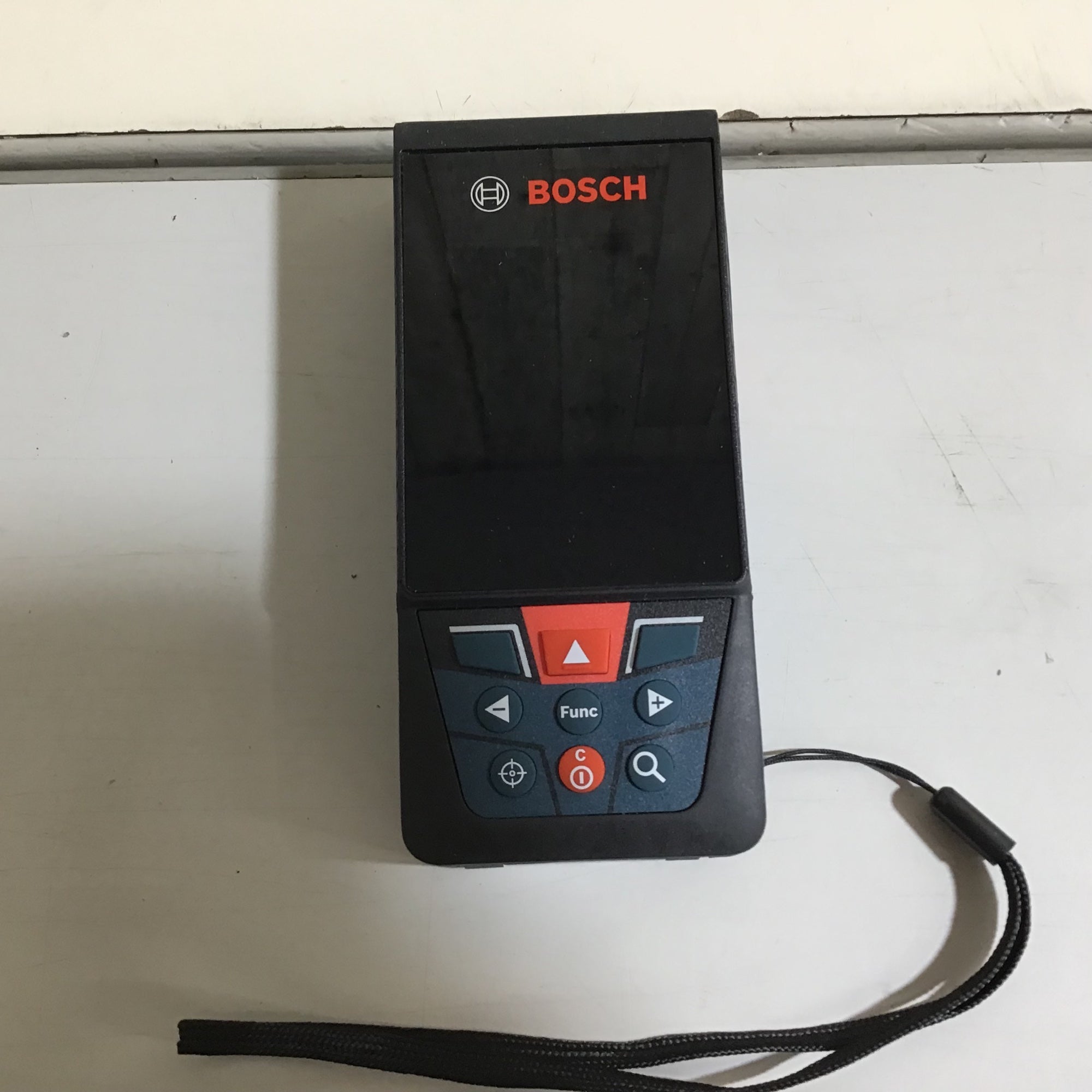 中古品☆送料無料☆BOSCH ボッシュ データ転送レーザー距離計 GLM150C