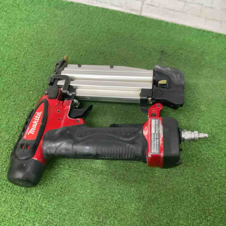 ◇マキタ(makita) 高圧ピンタッカ AF500HP【町田店】