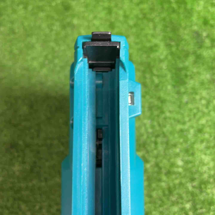 【美品】 マキタ 充電式タッカー ST312DZ 【藤沢店】