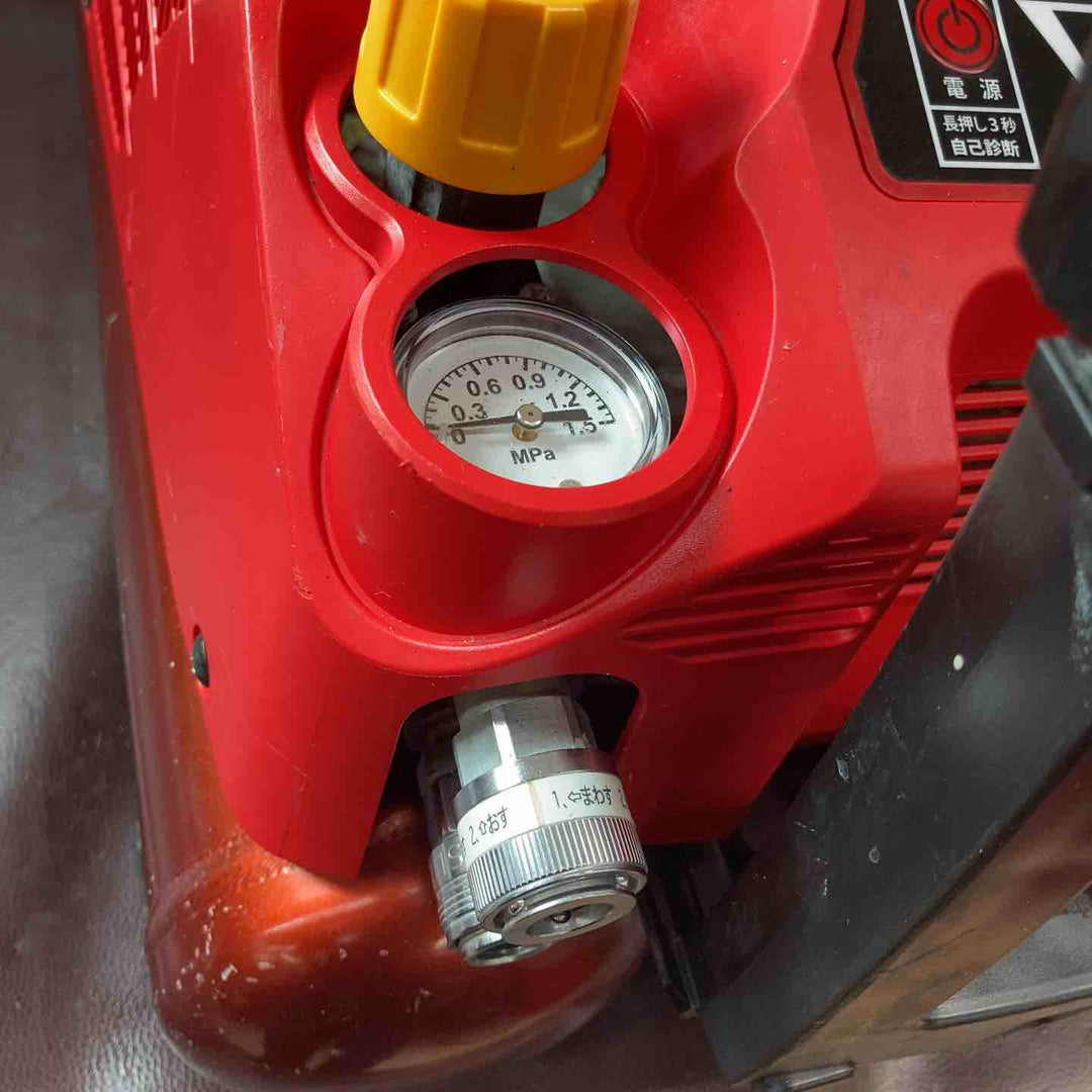 【中古品】★マックス(MAX) エアコンプレッサー AK-HL1270E2_レッド【東大和店】