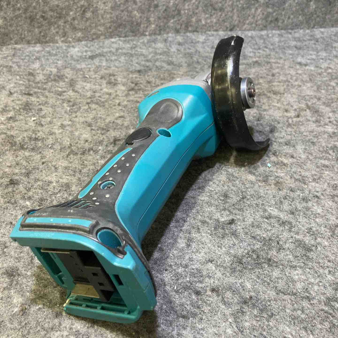 マキタ(makita) 100mmコードレスディスクグラインダ GA400DZ+BL1430 【桶川店】