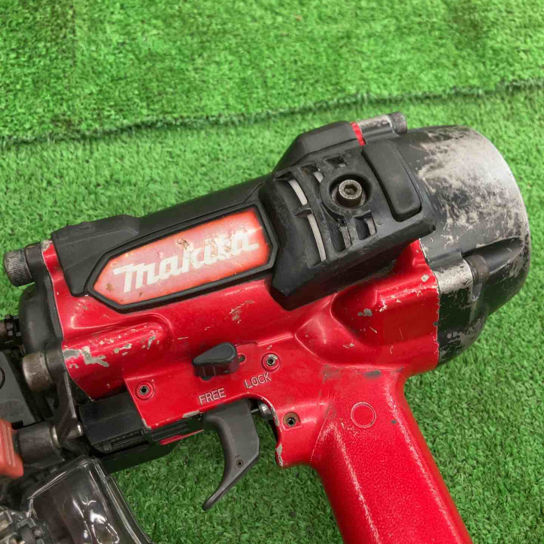 【中古品】 マキタ/makita 高圧エア釘打ち機・AN933H 【桶川店】