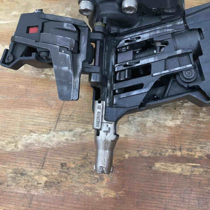 【中古品】★マキタ(makita) 高圧エア釘打ち機 AN534HM 50mm 青【柏店】