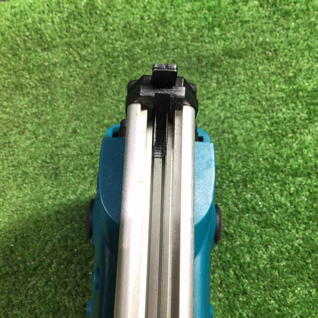 ☆マキタ(makita) コードレスタッカ ST420DZK【川口店】