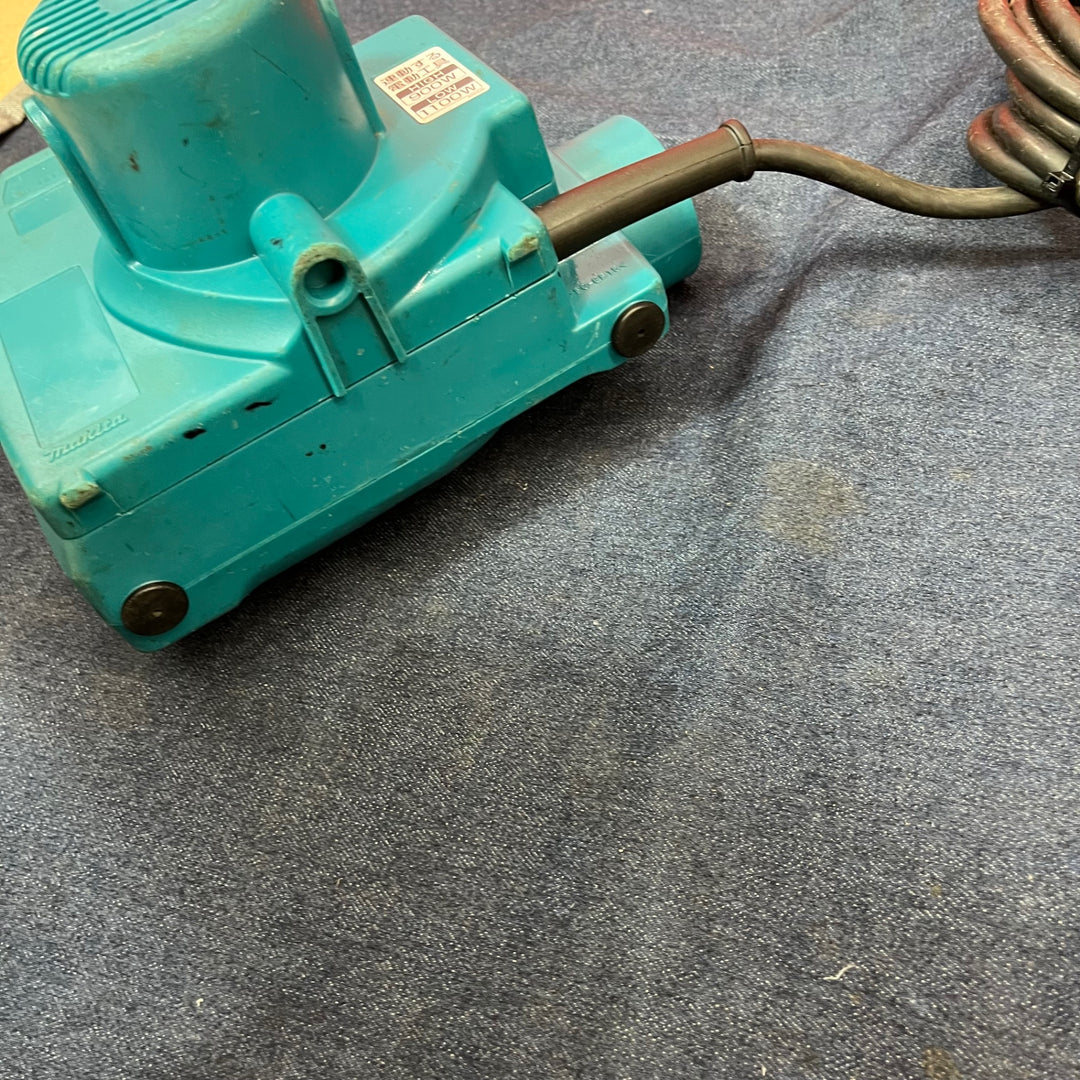 【中古品】マキタ(makita) 小型集じん機 451 本体のみ【東大和店】