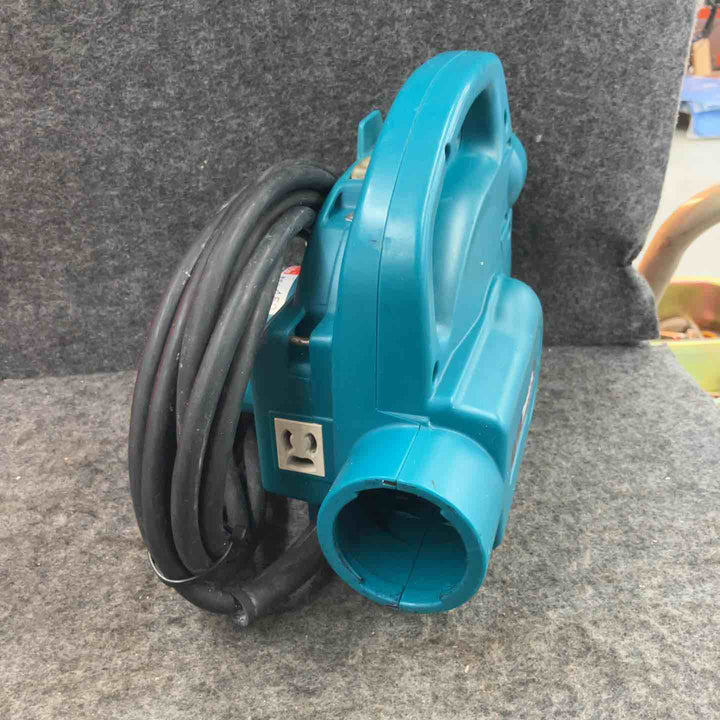 ★マキタ(makita) 小型集じん機 乾式 450(P)【鴻巣店】