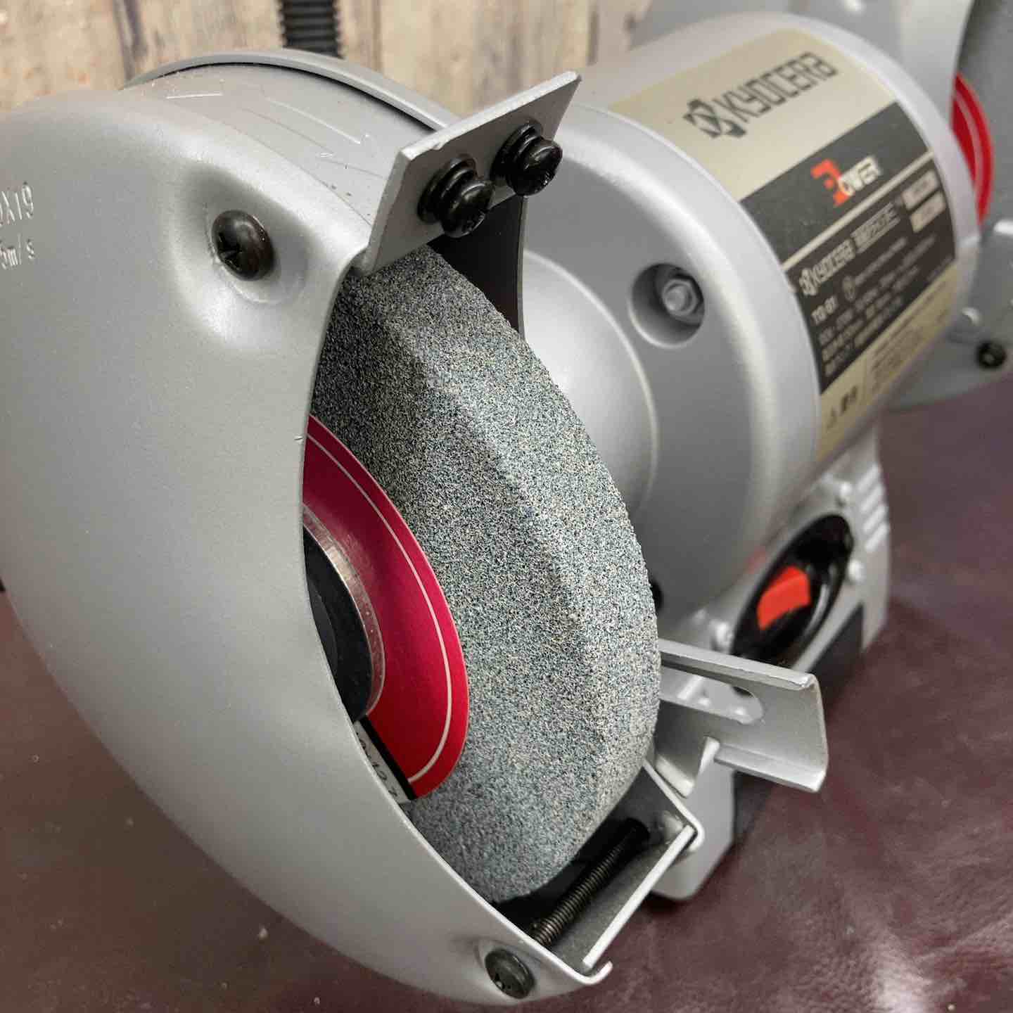 【中古品】リョービ(RYOBI) 卓上グラインダ TG-61【東大和店】 中古品】リョービ(RYOBI) 卓上グラインダ TG-61【東大和店】 – アクト