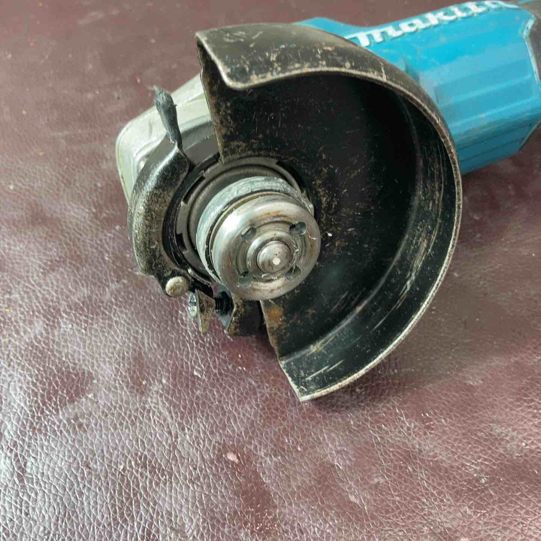 【中古品】 マキタ(makita) 100mmコードレスディスクグラインダ GA412DZ 【東大和店】