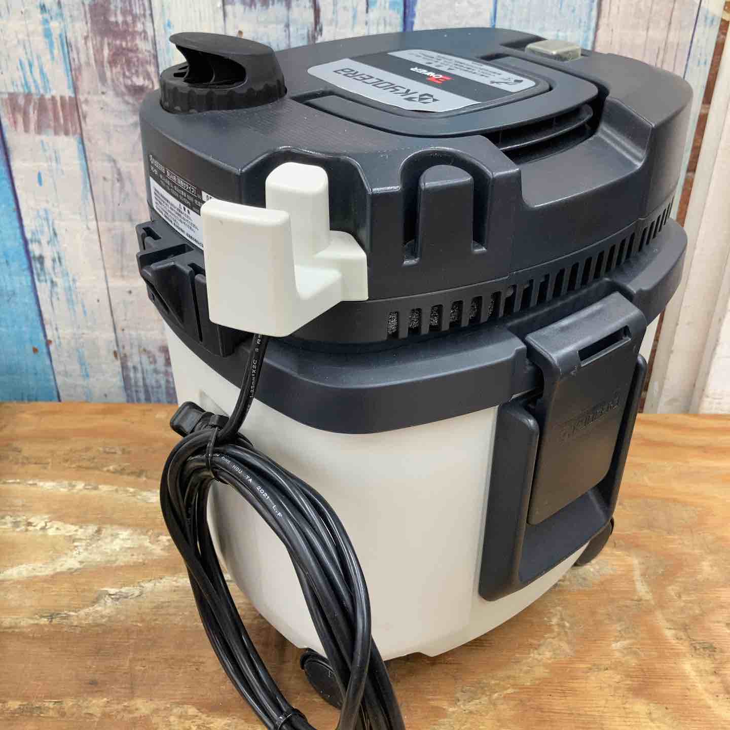 送料無料】 集塵機 集じん機 乾湿両用 掃除機 リョービ(京セラ