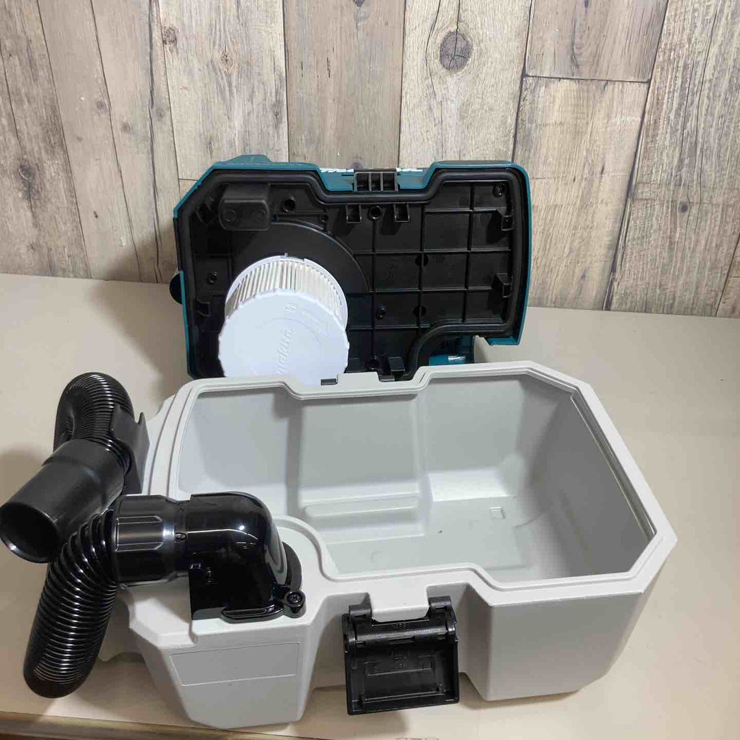★マキタ(makita) コードレス小型集じん機 乾湿両用 VC750DRG【戸田店】