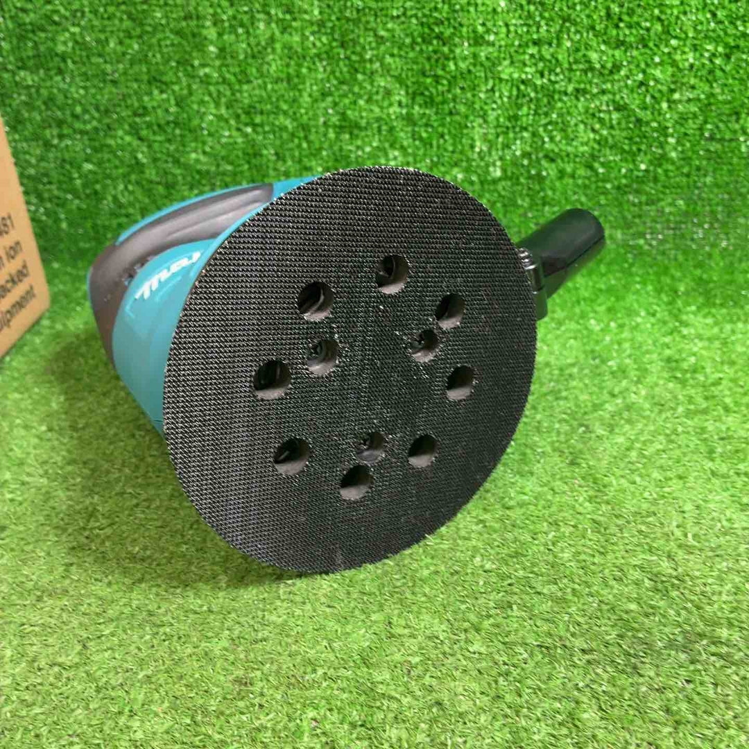 マキタ(Makita) 125ミリ充電式ランダムオービット 18V6Ah バッテリ・充電器付 BO180DRG【藤沢店】
