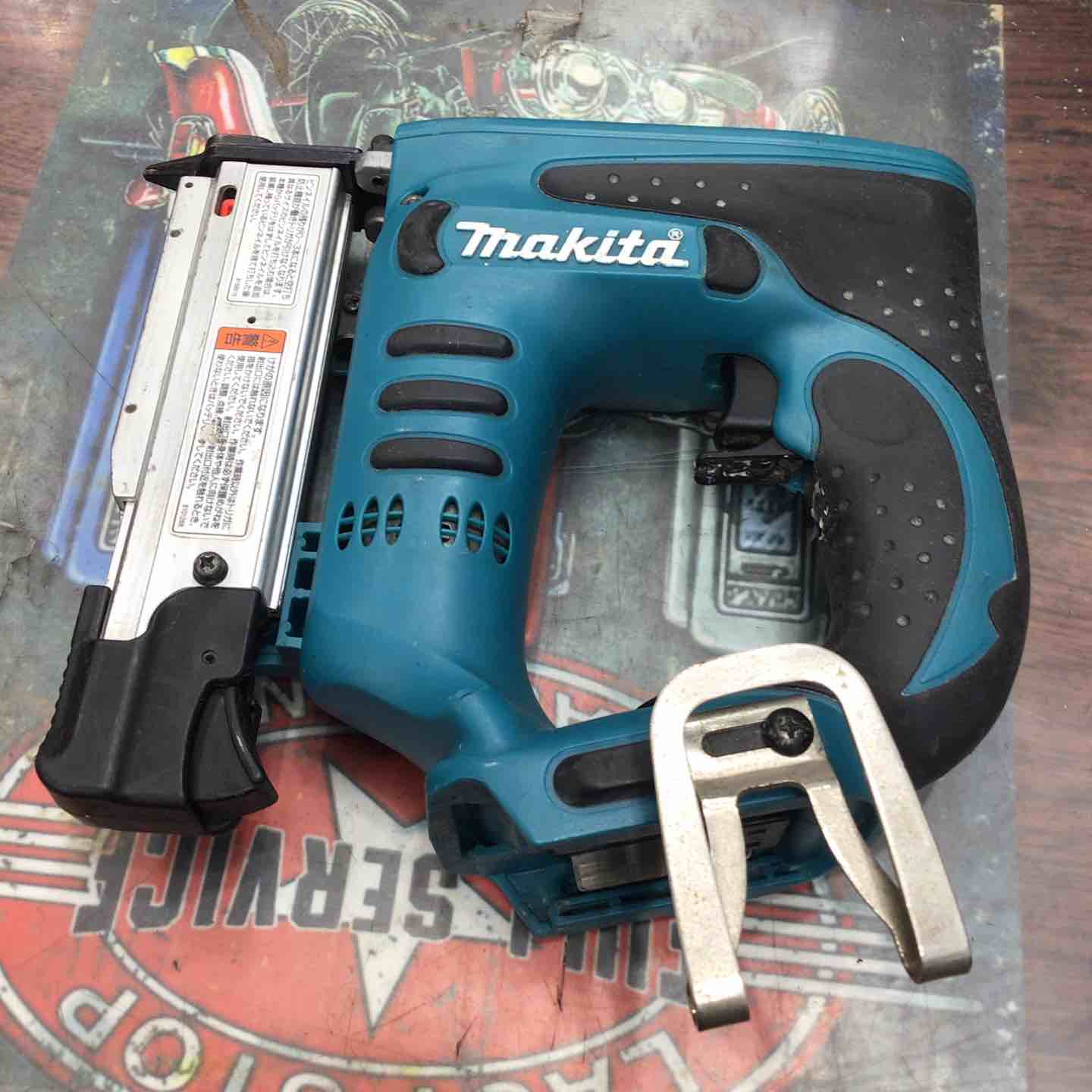 ◇マキタ(makita) コードレスピンネイラ PT350DZK【草加店】 – アクト