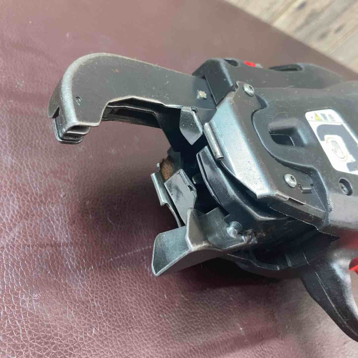 【中古品】 マックス(MAX) 鉄筋結束機 リバータイア RB-399A-HB2C フルセット品 【東大和店】