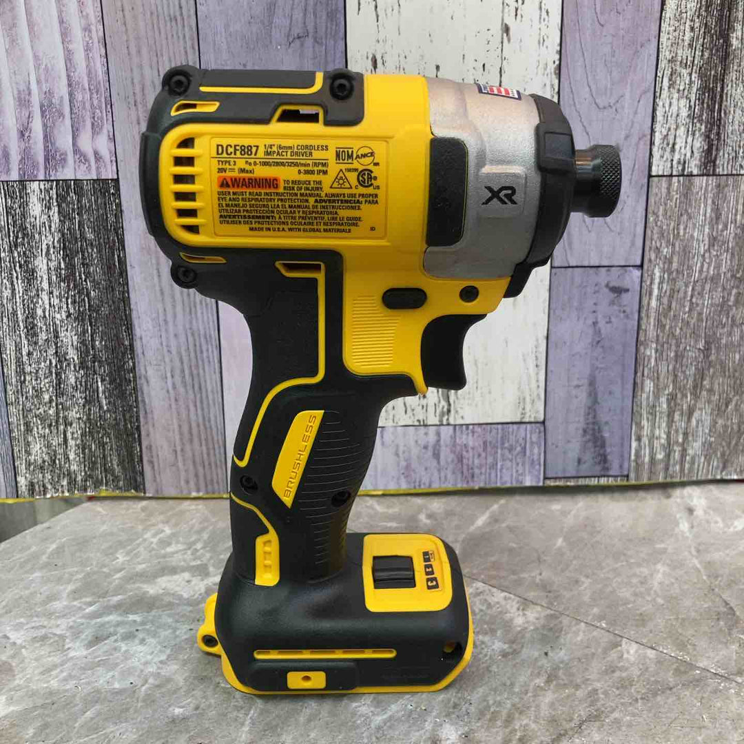 【中古品 美品】◇デウォルト DEWALT コードレスインパクトドライバ DCF887N 充電器 バッテリー2個付【八潮店】
