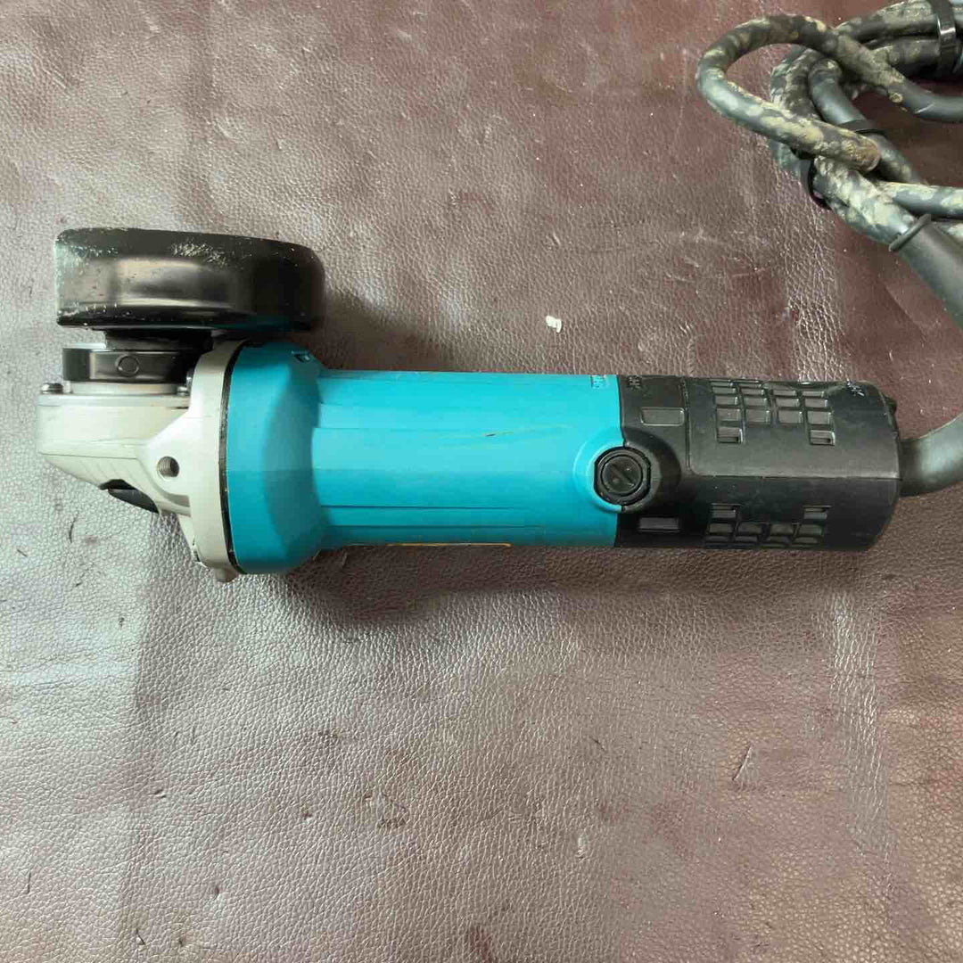 【中古品】 マキタ(makita) 100mmディスクグラインダ 9533BL 100ｖ 電動研磨機 【東大和店】
