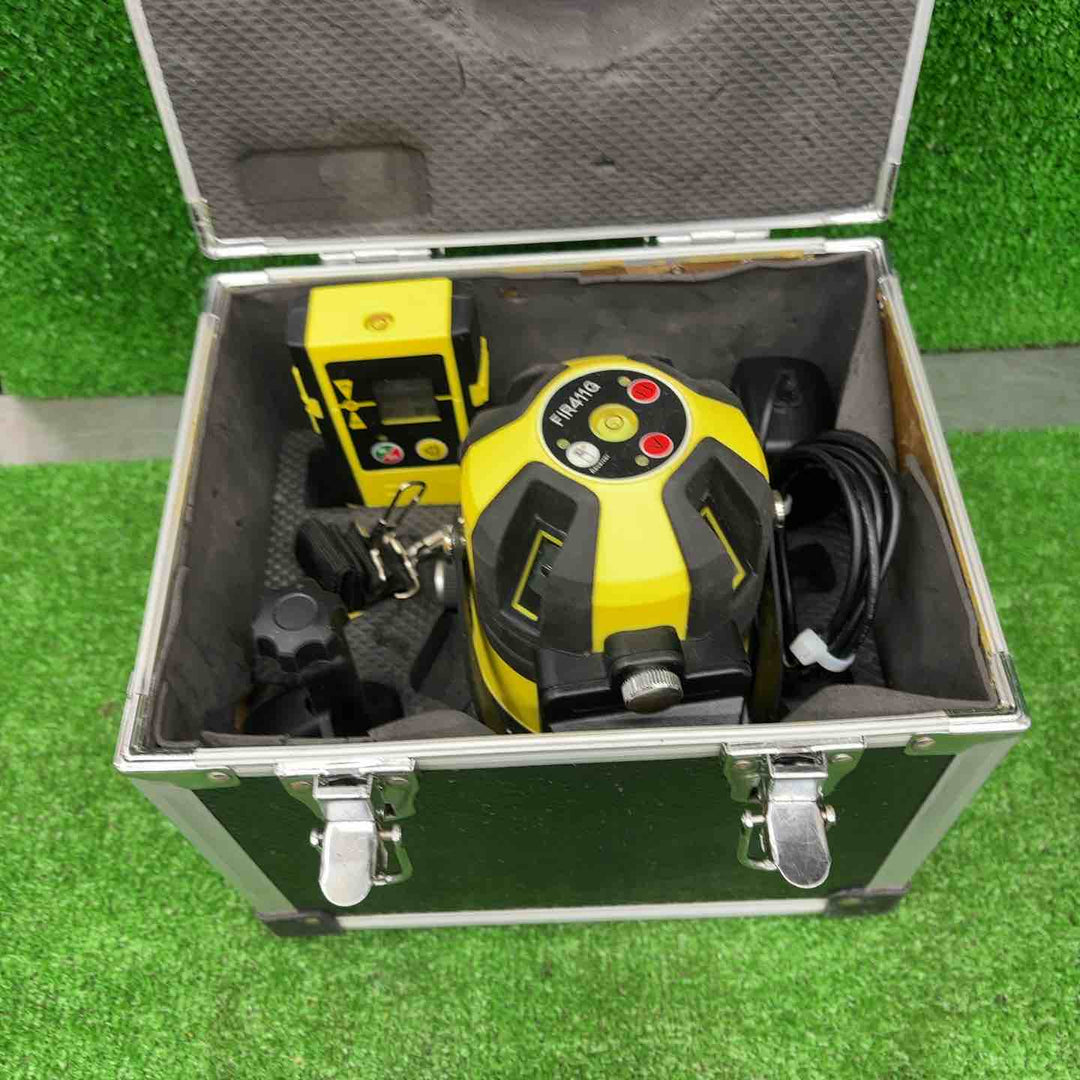 ◇Firecore5ライン グリーンレーザー墨出し器 FIR411G【桶川店】