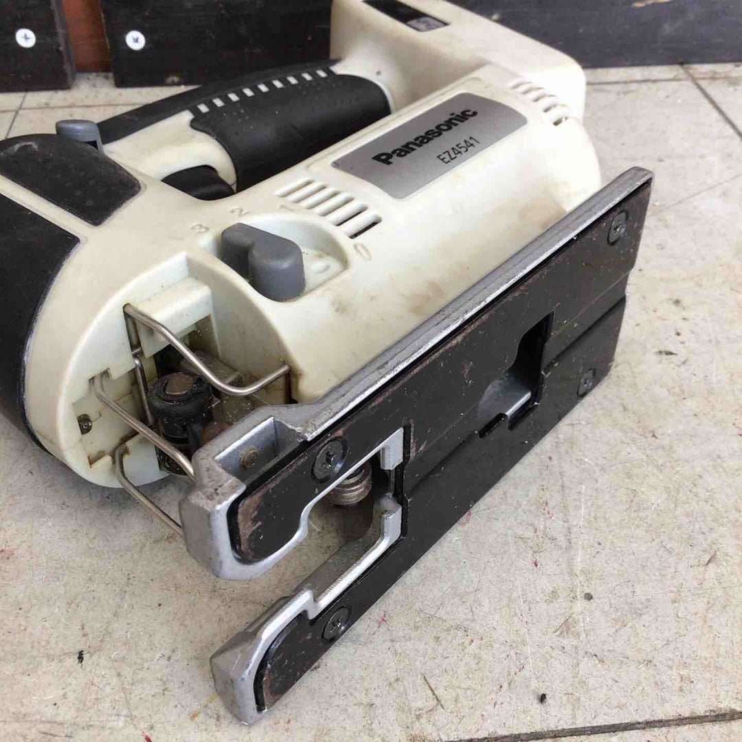 【中古品】 パナソニック/Panasonic コードレスジグソー 本体 EZ4541X-B 【鴻巣店】