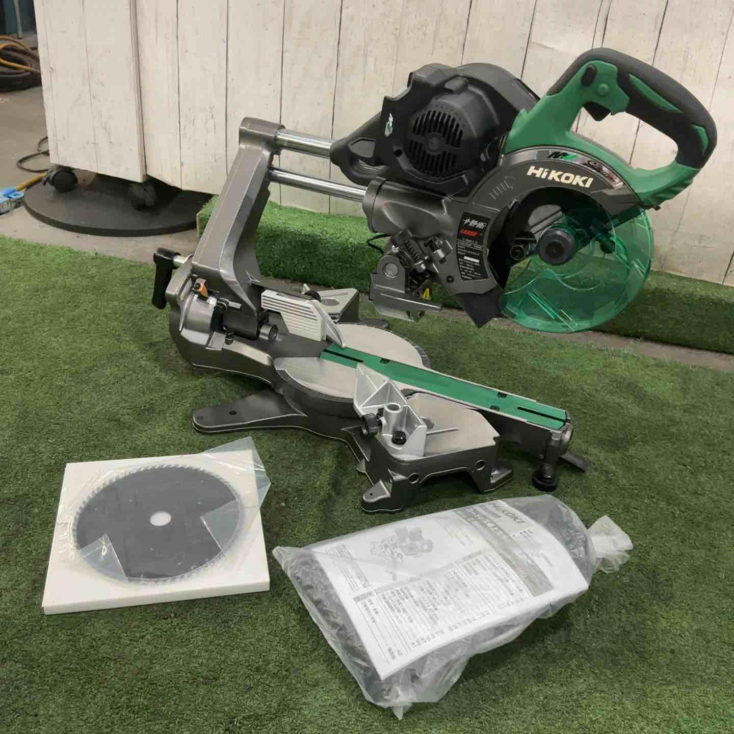 ★ハイコーキ(HIKOKI ※旧:日立工機) コードレス卓上スライド丸のこ C3606DRB(NN) 36V 動作確認済【川口店】 ☆ハイコーキ(HIKOKI ※旧:日立工機) コードレス卓上スライド丸のこ