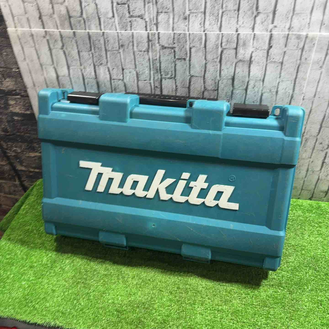 ★マキタ(makita) メーカー修理済み コードレスタッカ ST421DRG 動作確認済み【川口店】