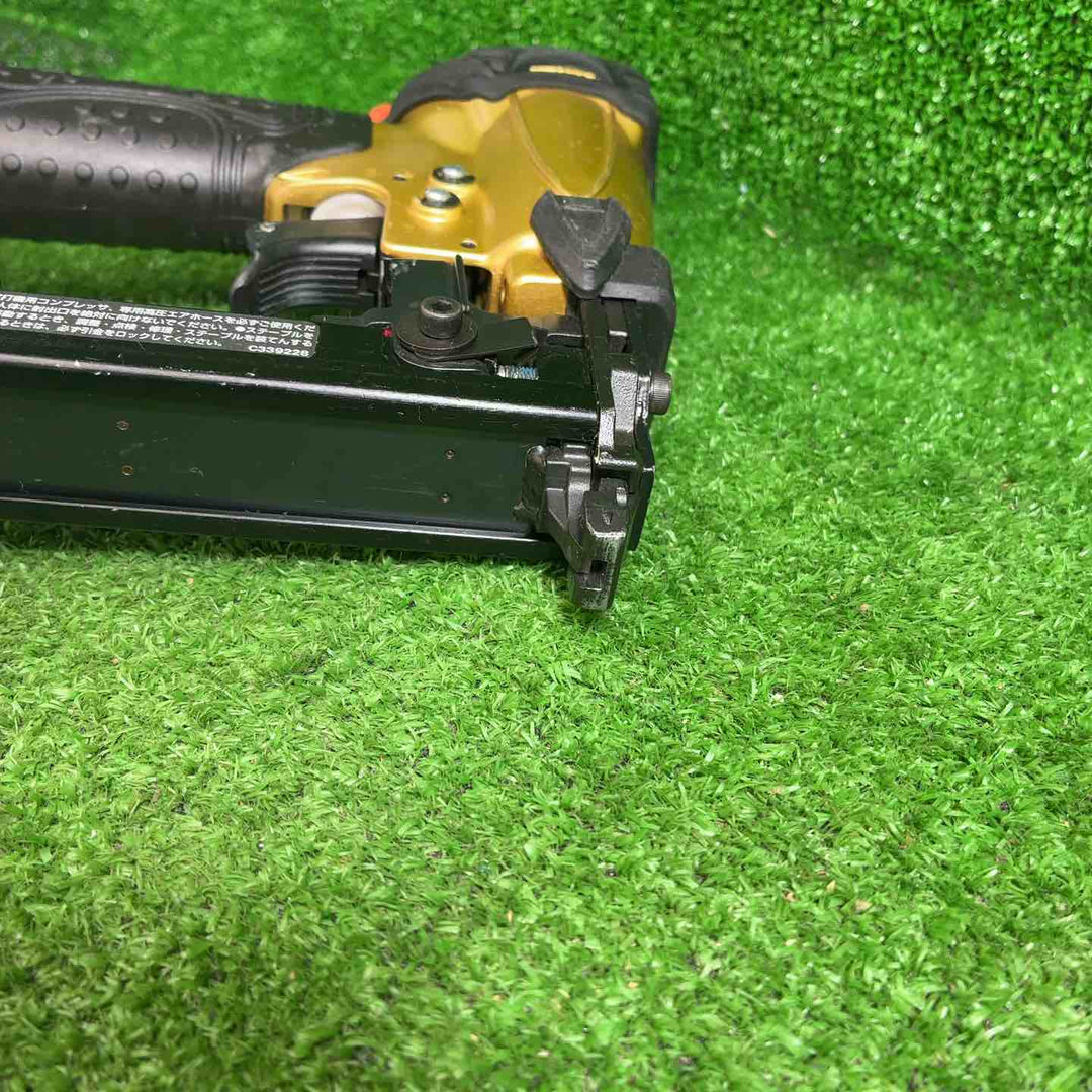 【中古品】 ハイコーキ(HIKOKI ※旧:日立工機) 高圧エアタッカ N2504HMB 【藤沢店】