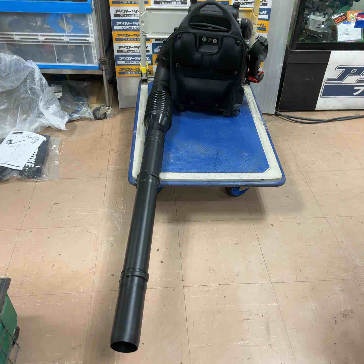 マキタ makita エンジン式ブロワ 4ストロークエンジン EUB4760【草加店 マキタ makita エンジン式ブロワ 4ストロークエンジン EUB4760【草加店