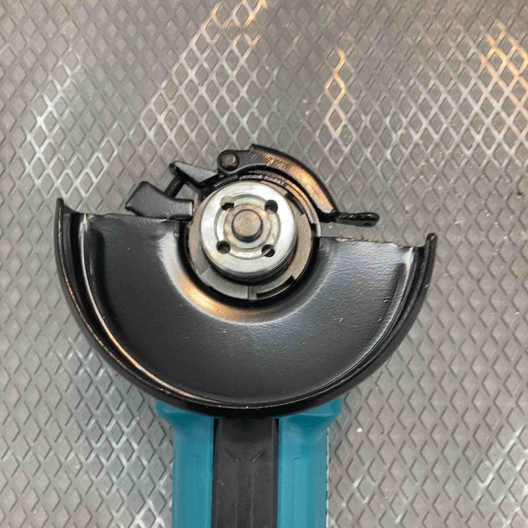 ☆マキタ(makita) コードレスディスクグラインダ GA407DZ【所沢店】