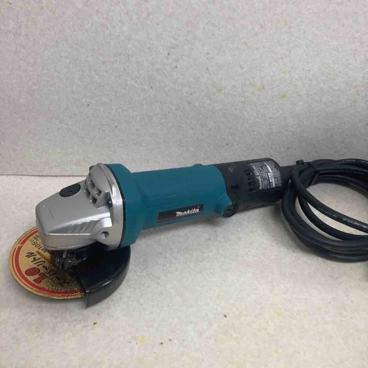 ☆マキタ(makita) ディスクグラインダ 低速高トルク ブレーキ付 100mm 9533BLA【町田店】