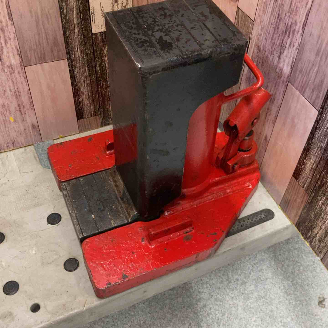 メーカー不明　爪ジャッキ　D-5E　爪部許容荷重：5ｔ【八潮店】