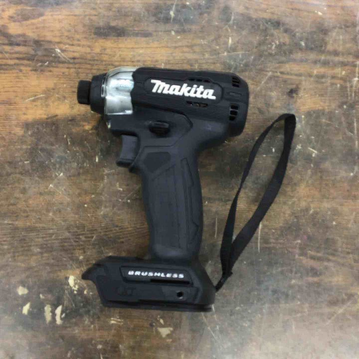 ☆マキタ(makita) コードレスインパクトドライバー TD157DZB【戸田店】