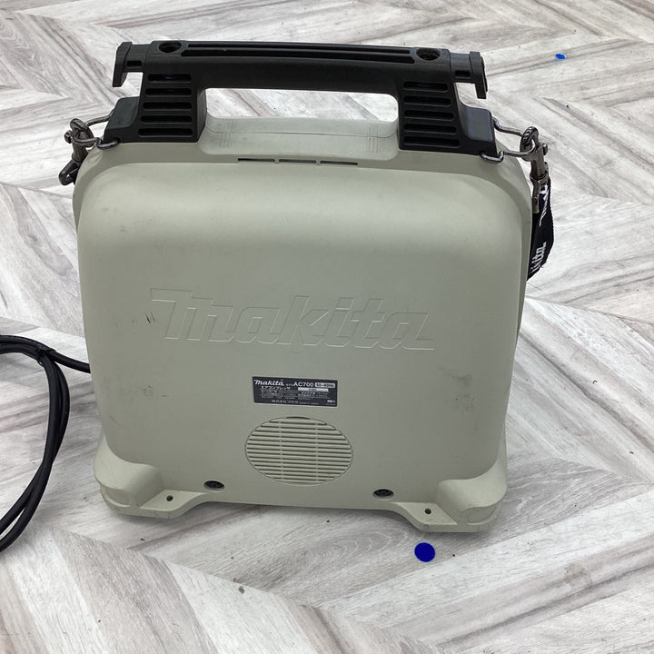 ★マキタ(makita) エアコンプレッサー AC700【越谷店】