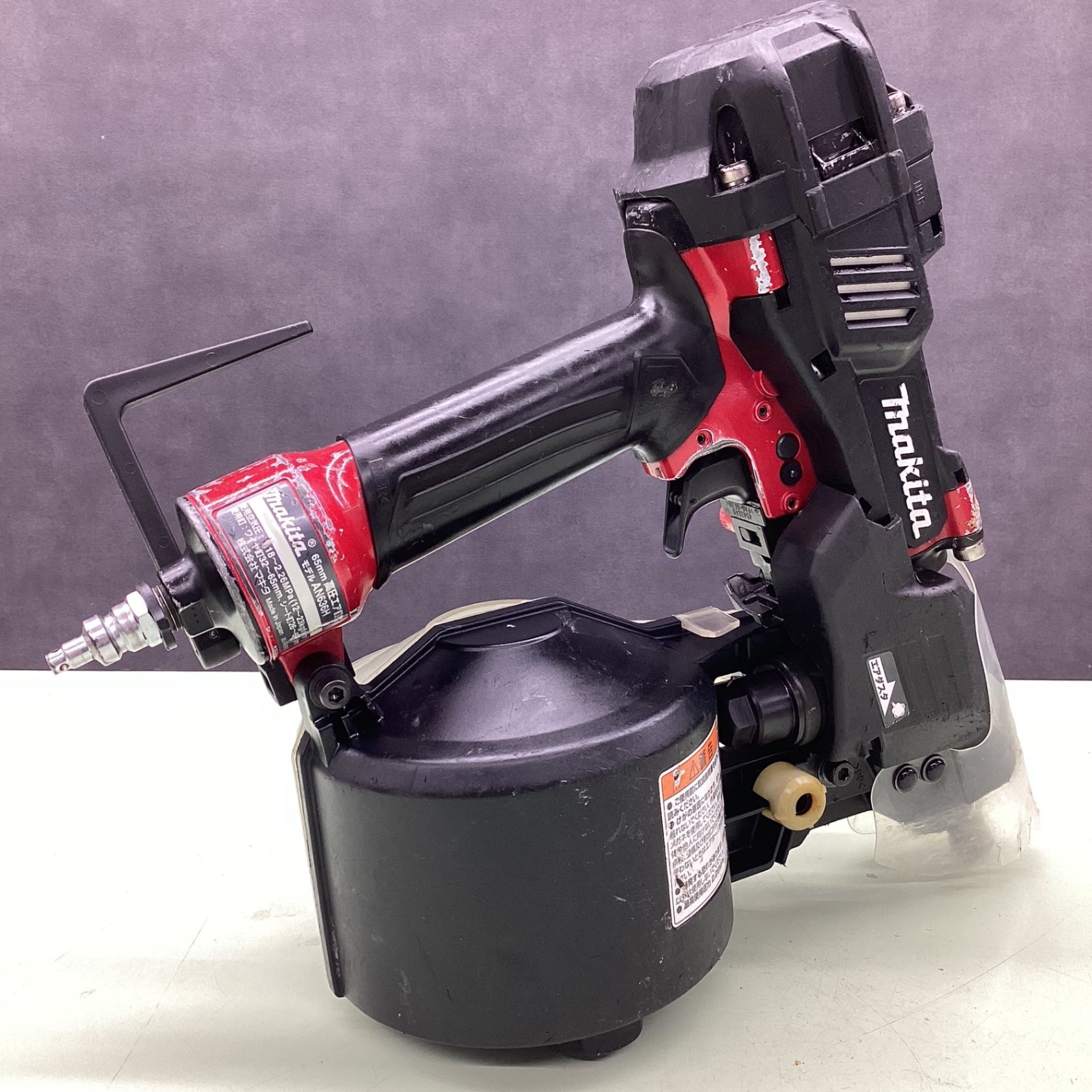 ☆マキタ(makita) 高圧エア釘打ち機 AN636H 32mm〜65mm【越谷店