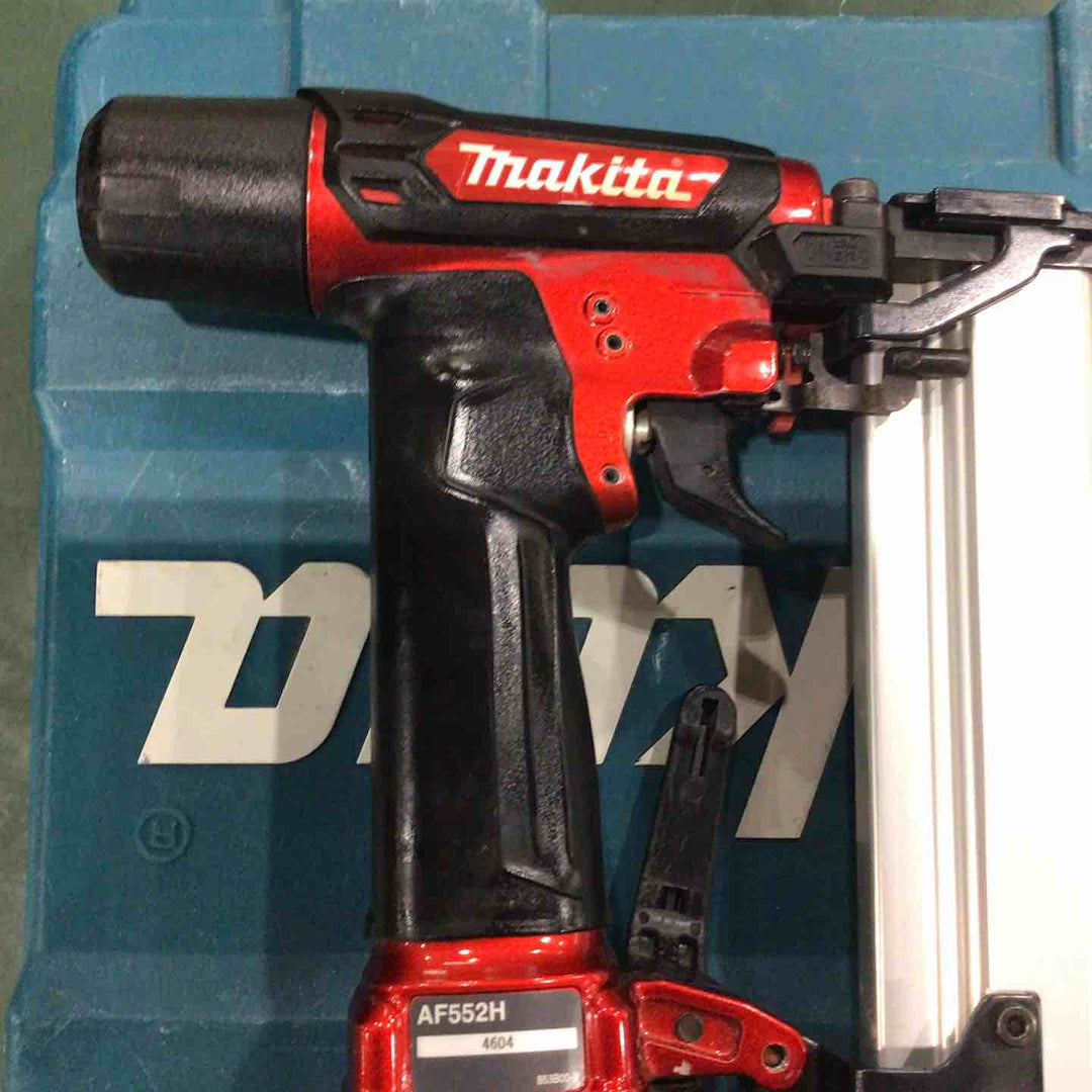 ★マキタ(makita) 高圧フィニッシュネイラ AF552H【川口店】