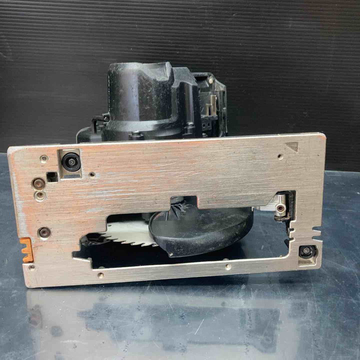 ★マキタ(makita) コードレス丸のこ HS631DZB【川越店】