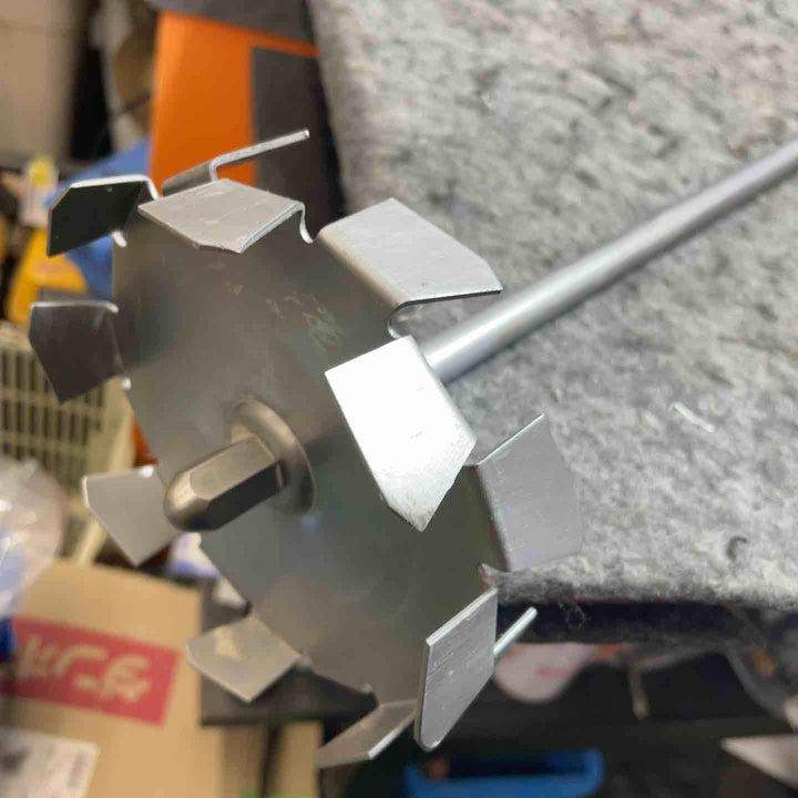 マキタ(makita) コンクリートかくはん機 UT1305 ミキシングプレート付き 【桶川店】