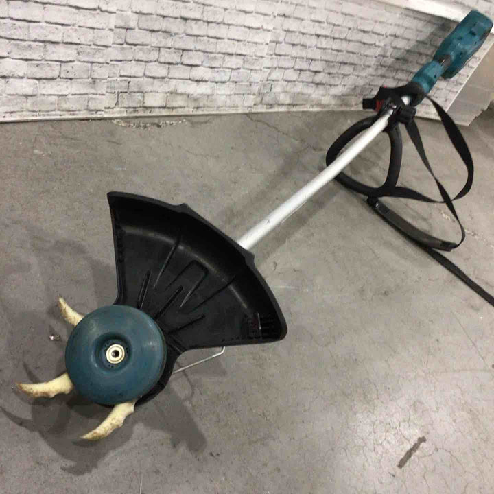 【店頭受取り限定】◇マキタ(makita) コードレス草刈機 MUR189DZ 18V 動作確認済み【川口店】