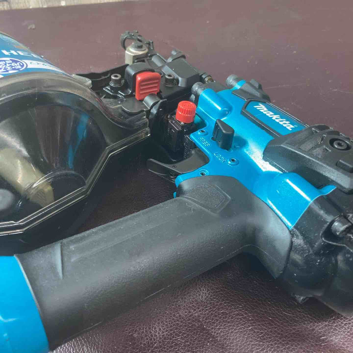 【中古品】 マキタ(makita) 高圧エア釘打ち機 AN633H 【東大和店】