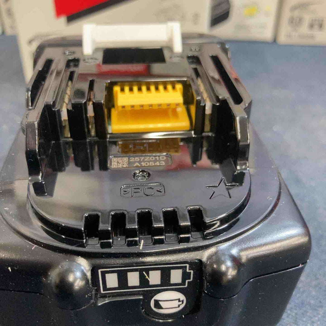 【未使用品】純正 10個 まとめ売り マキタ makita リチウムイオンバッテリー 18V/6.0Ah BL1860B【八潮店】