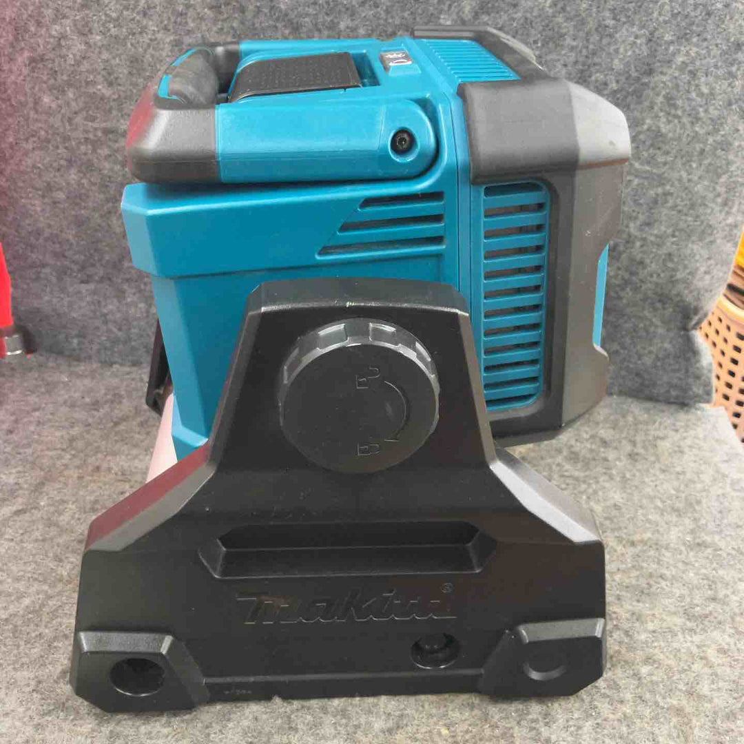 ★マキタ(makita) コードレススタンドライト ML811【鴻巣店】