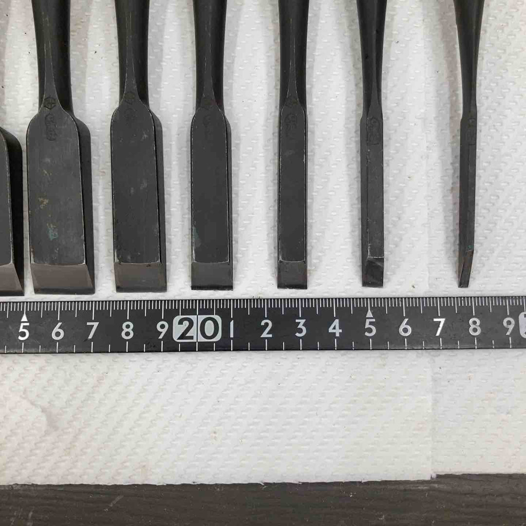 【中古品】　「月市弘」銘 鑿 10本組 のみ 木工 大工道具 Japanise Chisel【柏店】