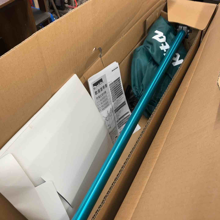 【店頭受取り限定】マキタ(makita) コードレス刈払機 MUR003GZ(本体のみ)【川越店】