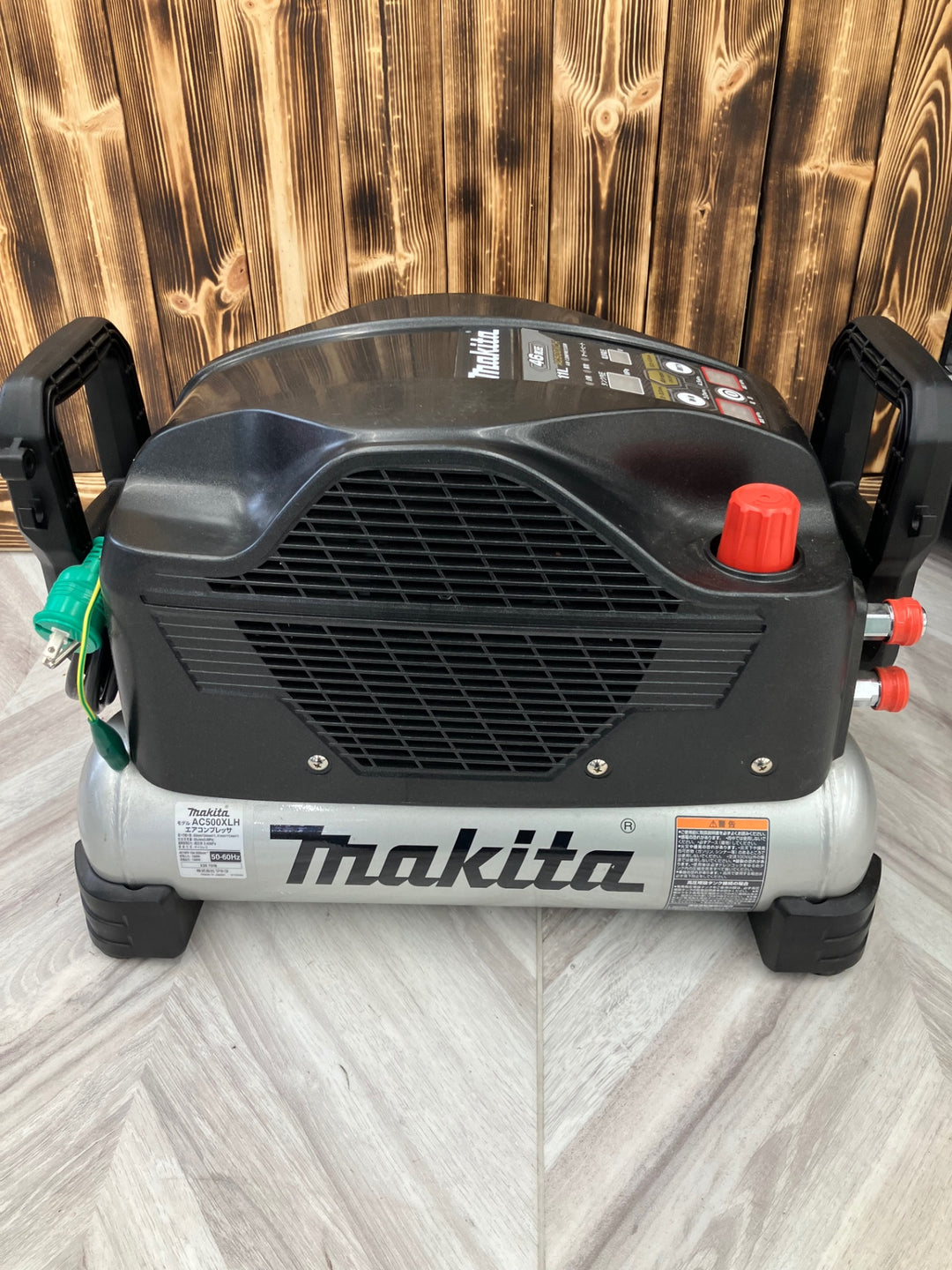 ★マキタ(makita) エアコンプレッサー AC500XLHB【越谷店】