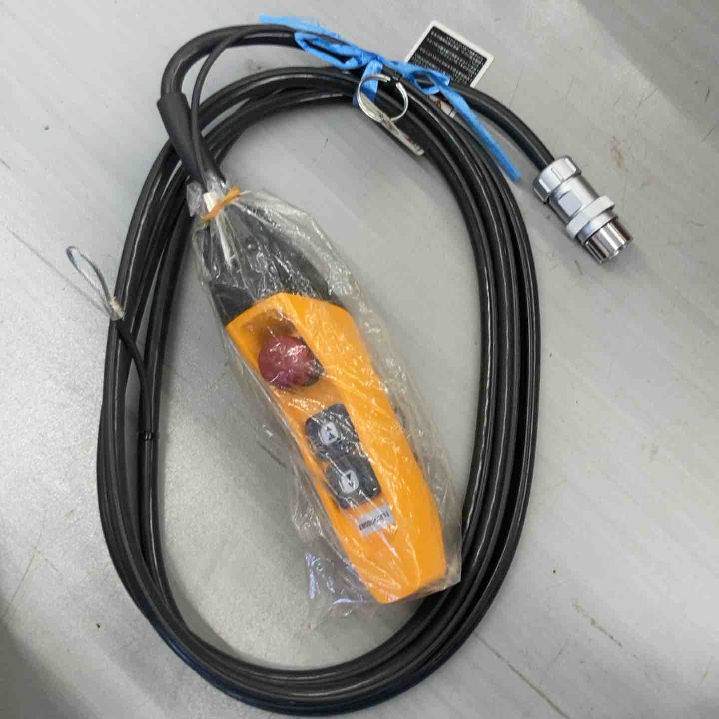 店頭受取り限定】▽200V KITO 490Kg電動チェーンブロックER2-0041S