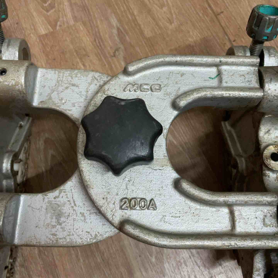 松阪鉄工所 MCC ソケットベンドチーズクランプ 200A ESEI-20N？ ライナー付き【桶川店】