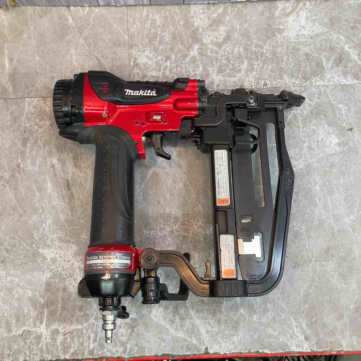【中古品】★マキタ makita 50ｍｍ 高圧フロアタッカ AT450HA 本体のみ【八潮店】