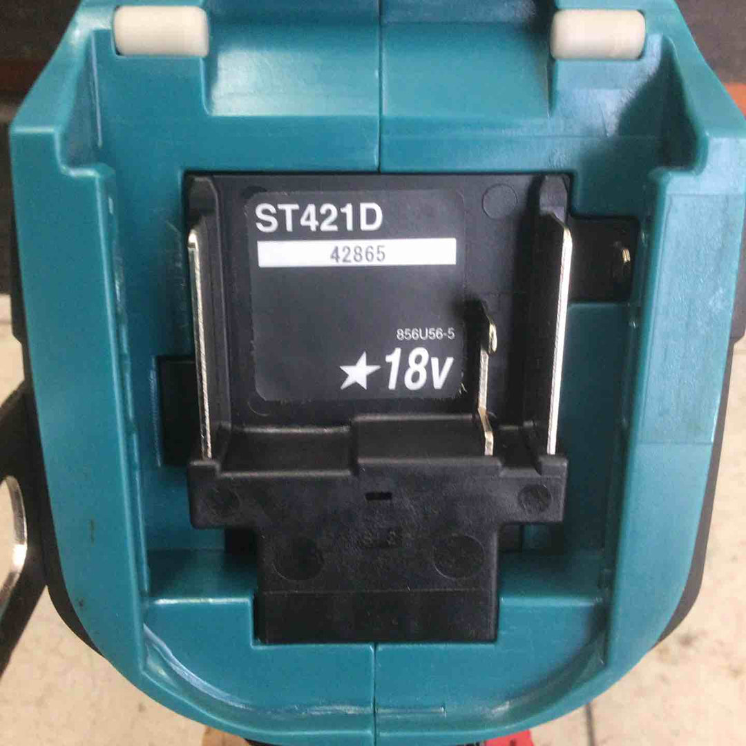 【中古品】 マキタ/makita コードレスタッカー ST421DZ 【鴻巣店】