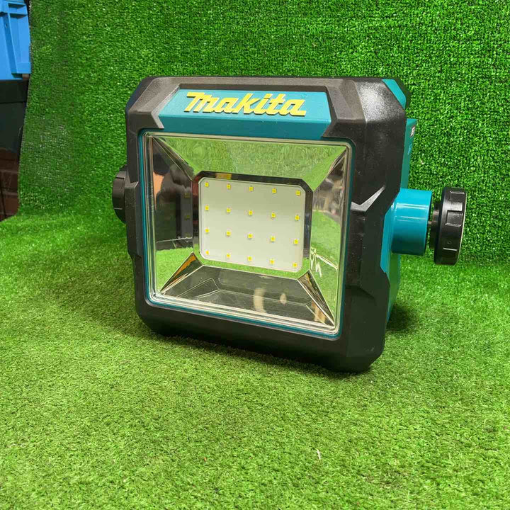 【中古品】 マキタ(makita) コードレススタンドライト 40Vmax ML003G 青 【藤沢店】