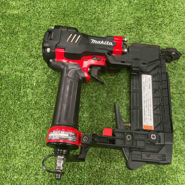 ★マキタ(makita) 高圧フロアタッカ AT451H【川崎店】