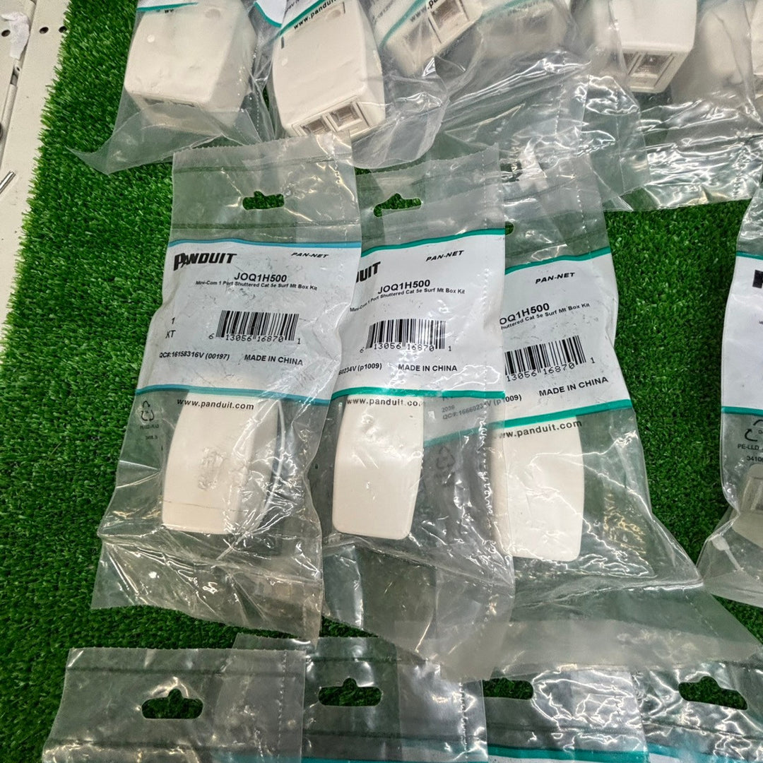 【未使用品】PANDUIT(パンドウイット) モジュラー ローゼット キット ボックス など 各種 JOQ1H6A00 JOQ2H500 など 合計38点 【電材館越谷店】